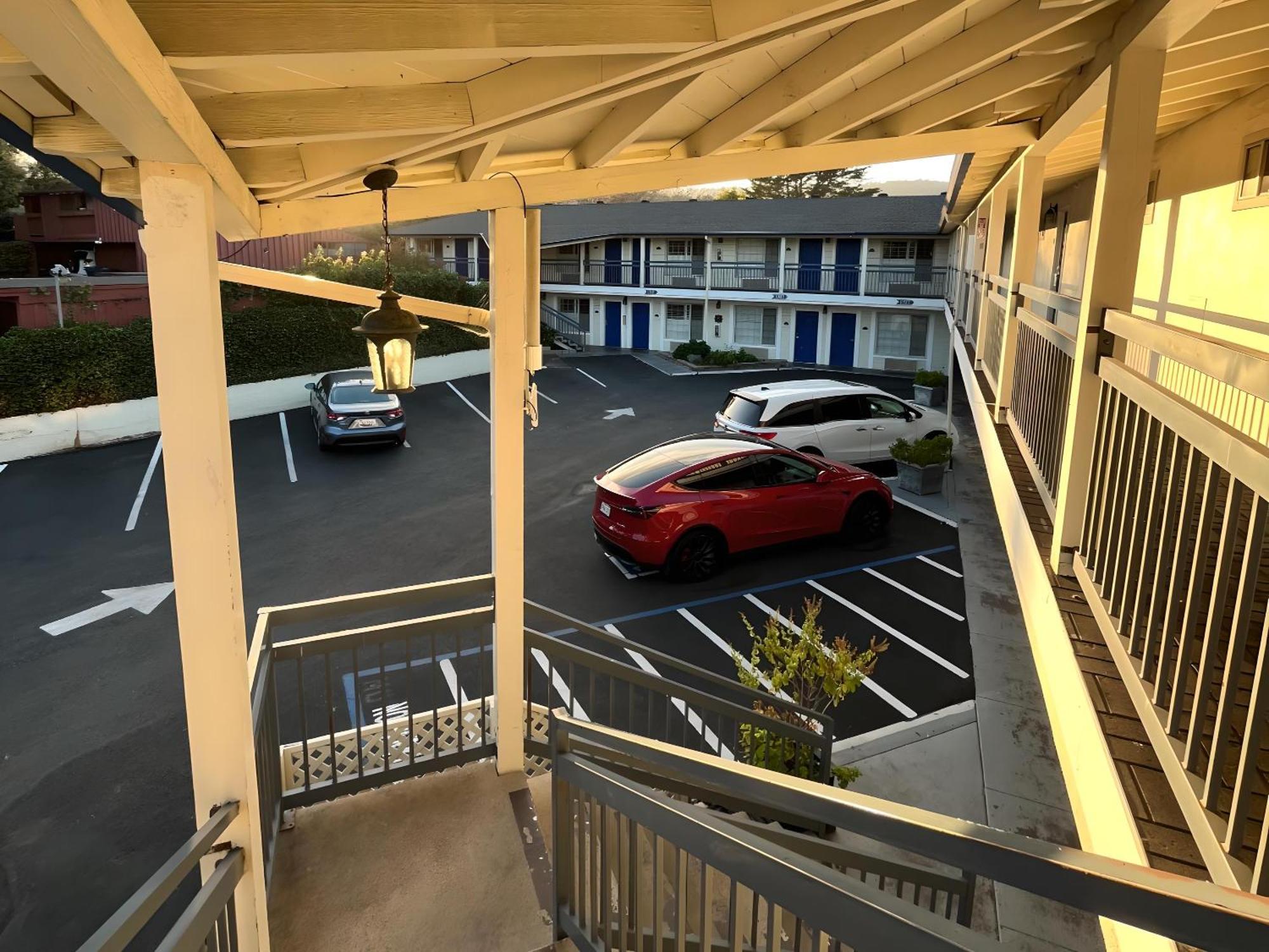 Inn By The Bay Monterey Buitenkant foto
